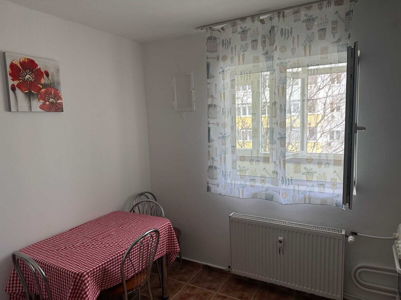 Rahova, Calea Ferentari, bloc din 1986, reabilitat, tv, ac, contract anaf